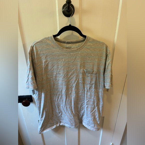 Men’s Patagonia Grey and Blue Stripe Pocket Tee Size Large 100% Organic Cotton - Picture 1 of 7
